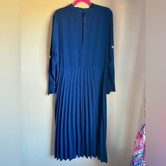 ASOS Navy Floral Embroidered High Neck Pleated Long Sleeve Midi Skater Dress 14 - Picture 5 of 10